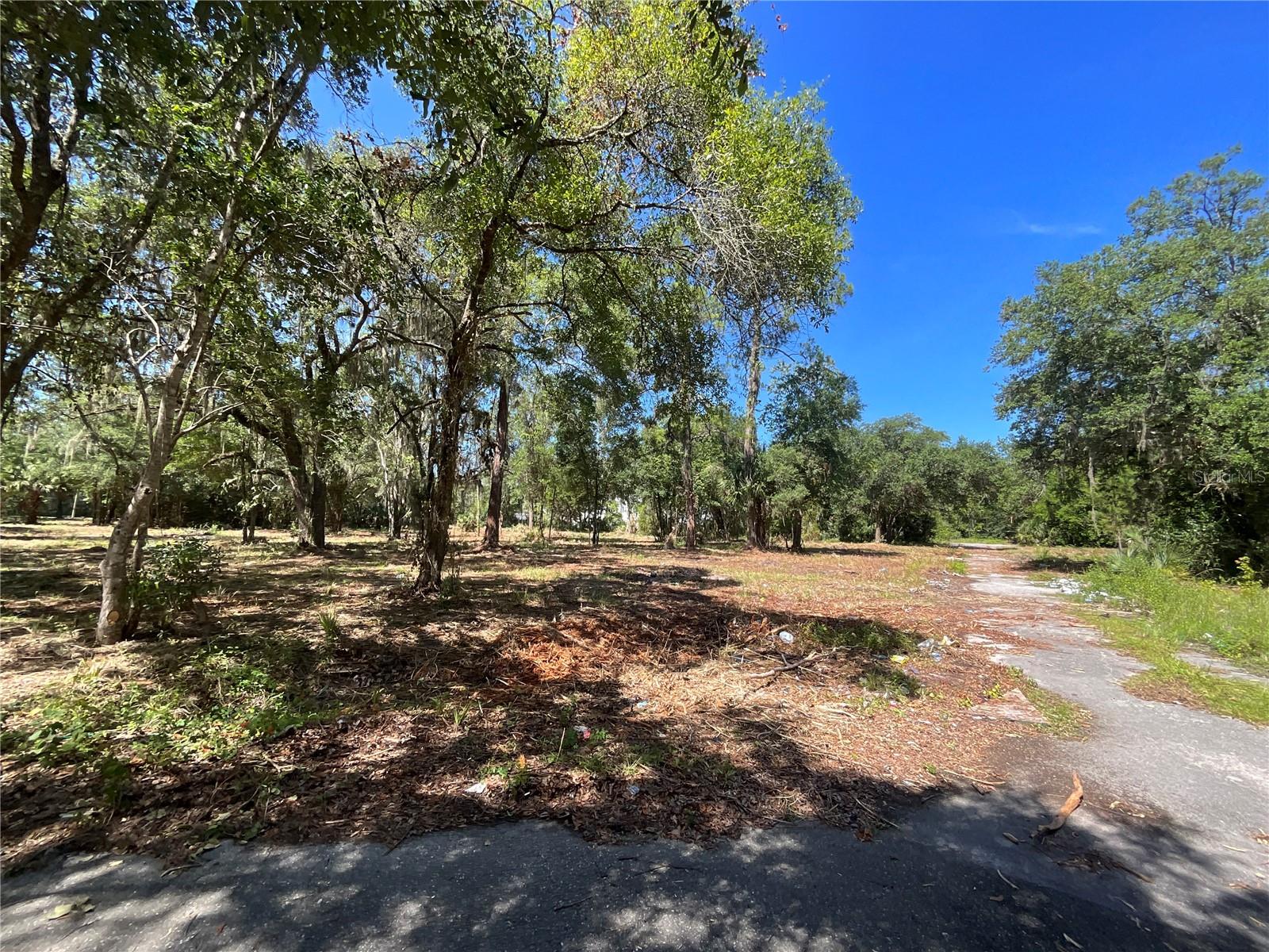 3rd image of 2330 E University Ave, Gainesville, FL 32641 | MLS# G5089792