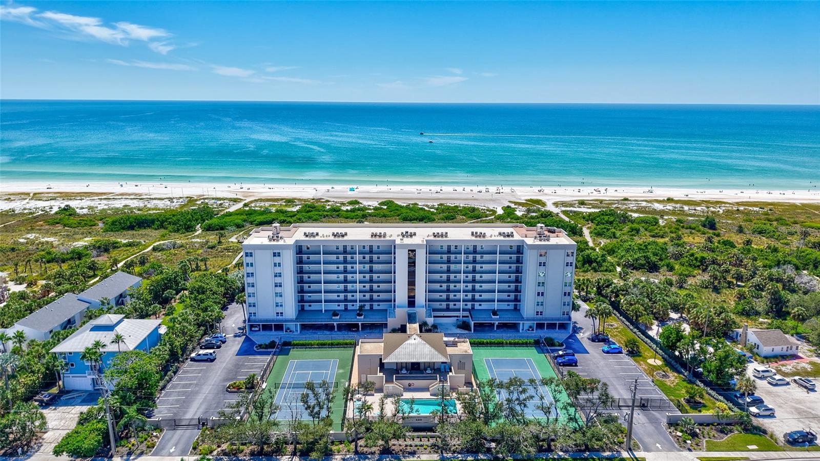 Homes for sale in Sarasota, FL | 420 Beach Rd #203, Sarasota, FL 34242 | MLS# A4631493