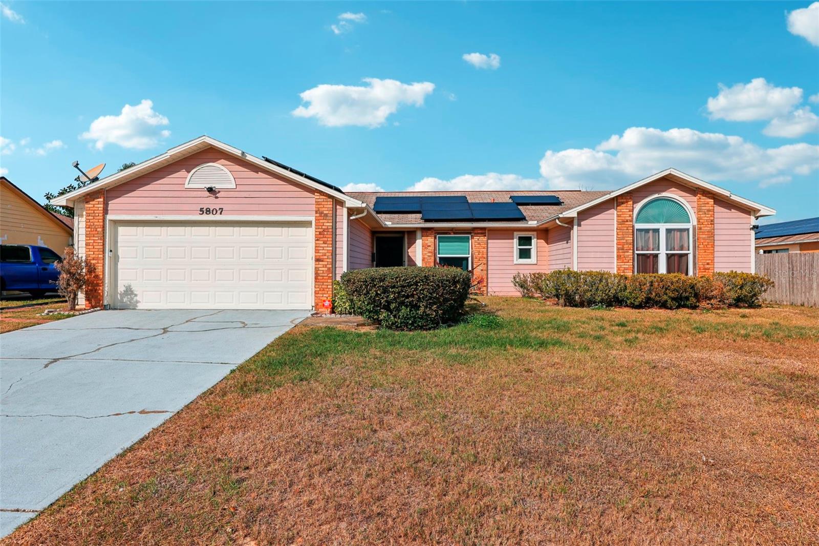 Homes for sale in Orlando, FL | 5807 Fox Hunt Trl, Orlando, FL 32808 | MLS# O6275582