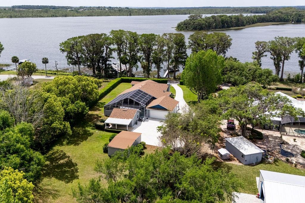 Homes for sale in Tavares, FL | 11619 Lane Park Rd, Tavares, FL 32778 | MLS# G5094987