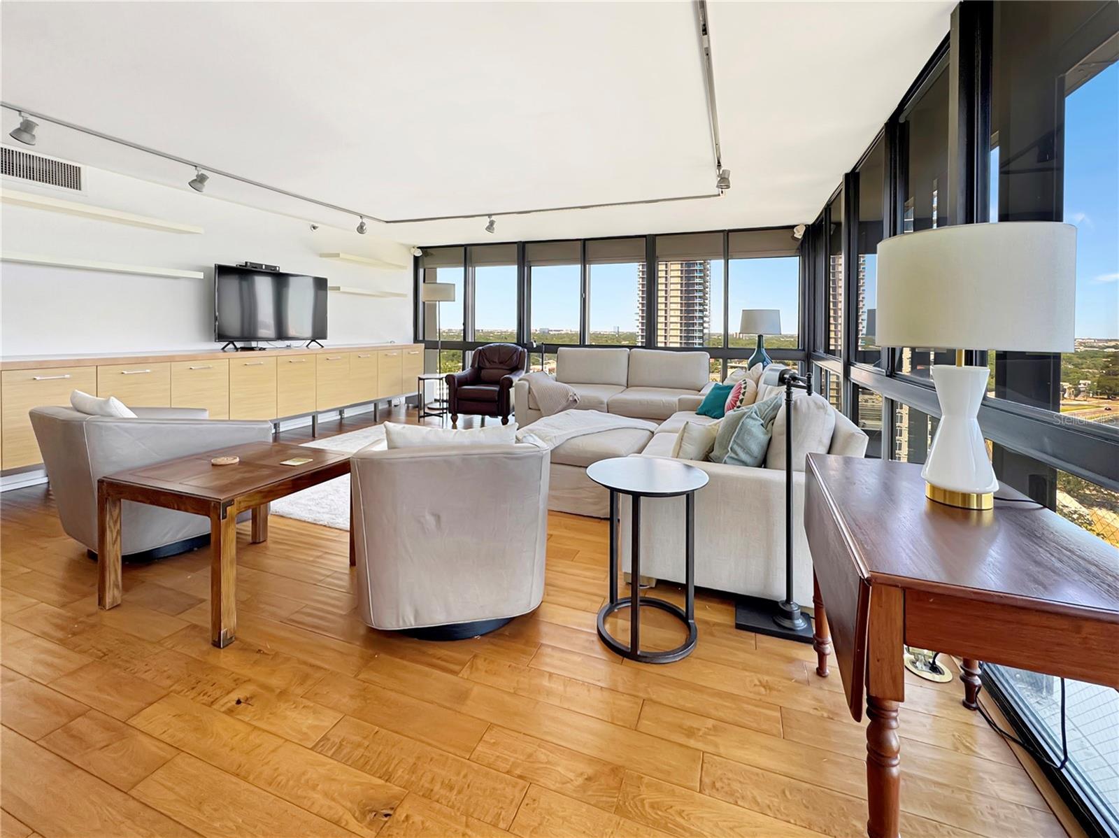 Homes for sale in Tampa, FL | 3301 Bayshore Blvd #2003D, Tampa, FL 33629 | MLS# TB8371920