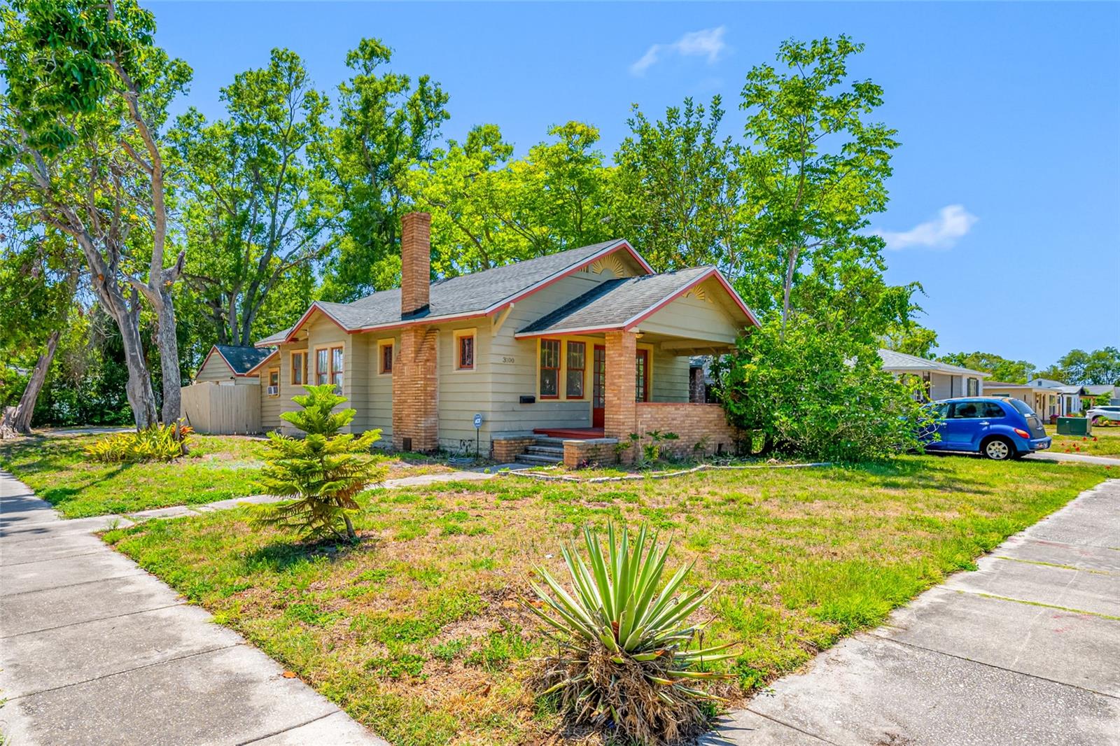 Homes for sale in Saint Petersburg, FL | 3100 11Th Ave N, Saint Petersburg, FL 33713 | MLS# TB8377974