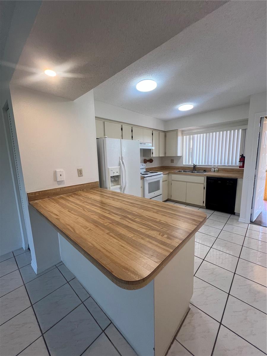 Homes for sale in Punta Gorda, FL | 1330 Rio De Janeiro Ave #5, Punta Gorda, FL 33983 | MLS# C7509231