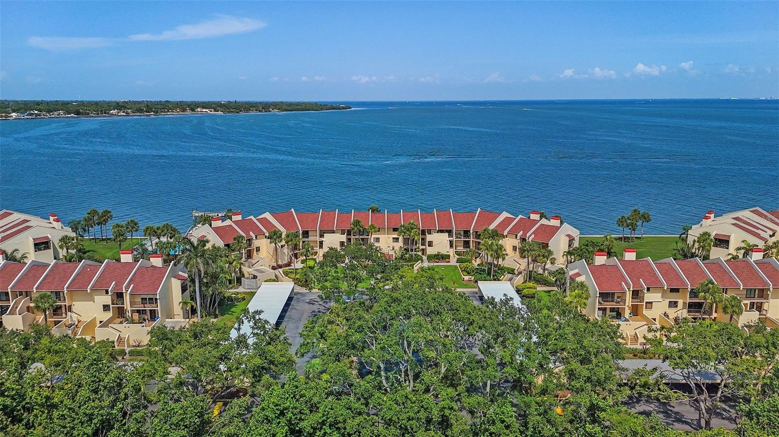 Homes for sale in St Petersburg, FL | 7520 Sunshine Skyway Ln S #109, St Petersburg, FL 33711 | MLS# TB8390652