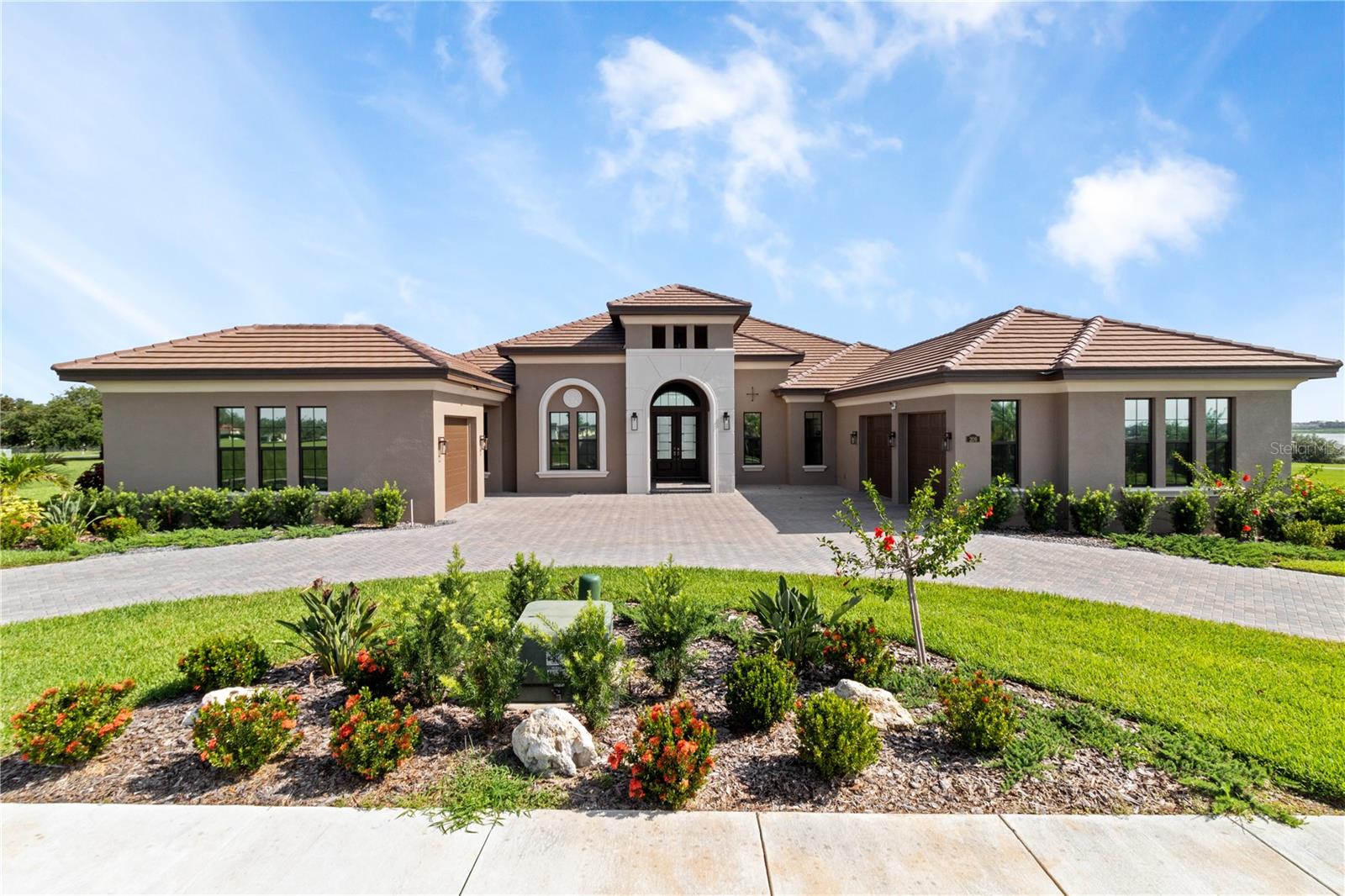 Homes for sale in Lake Alfred, FL | 209 Pine Lilly Ct, Lake Alfred, FL 33850 | MLS# P4935049
