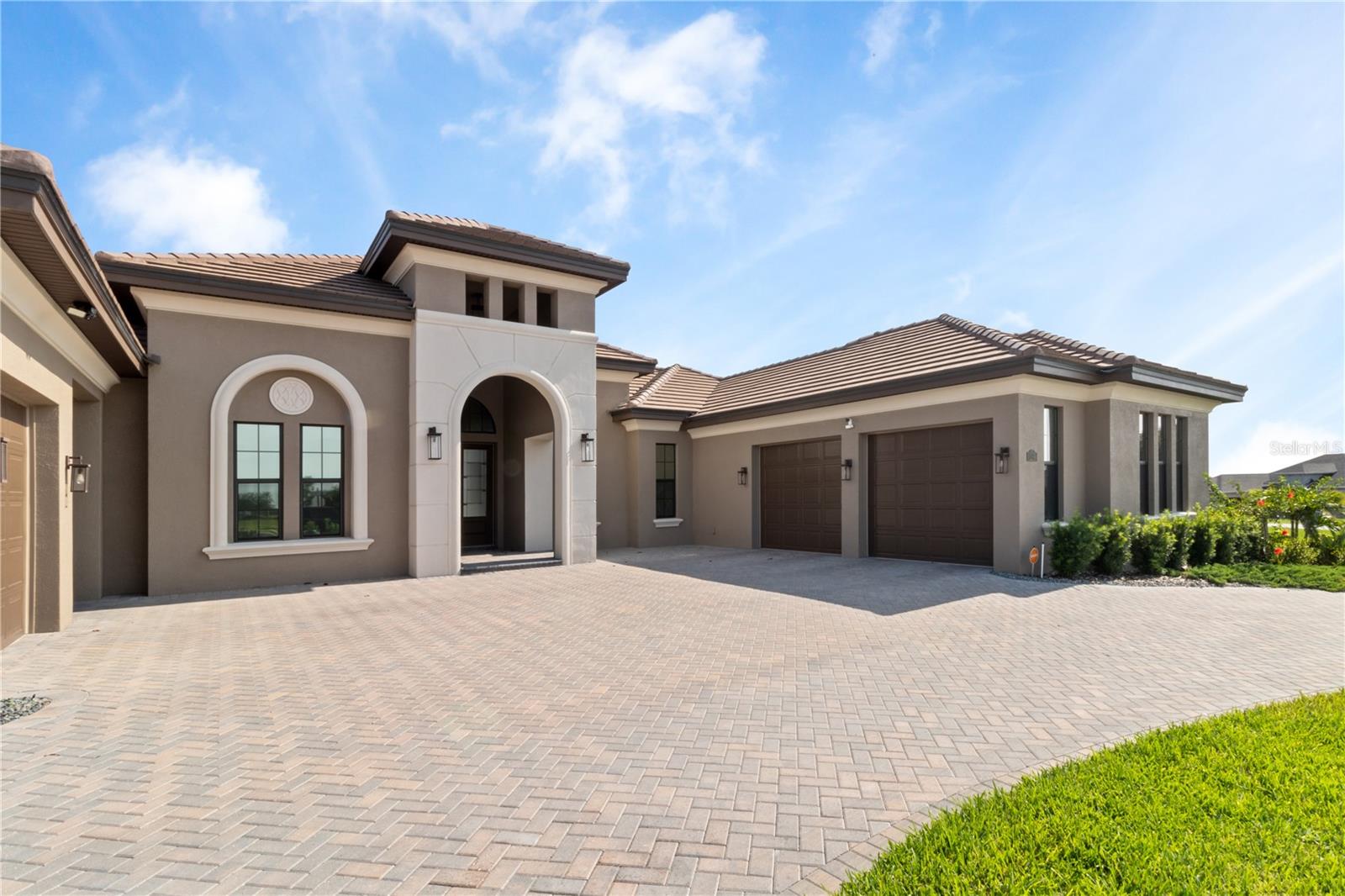 Homes for sale in Lake Alfred, FL | 209 Pine Lilly Ct, Lake Alfred, FL 33850 | MLS# P4935049