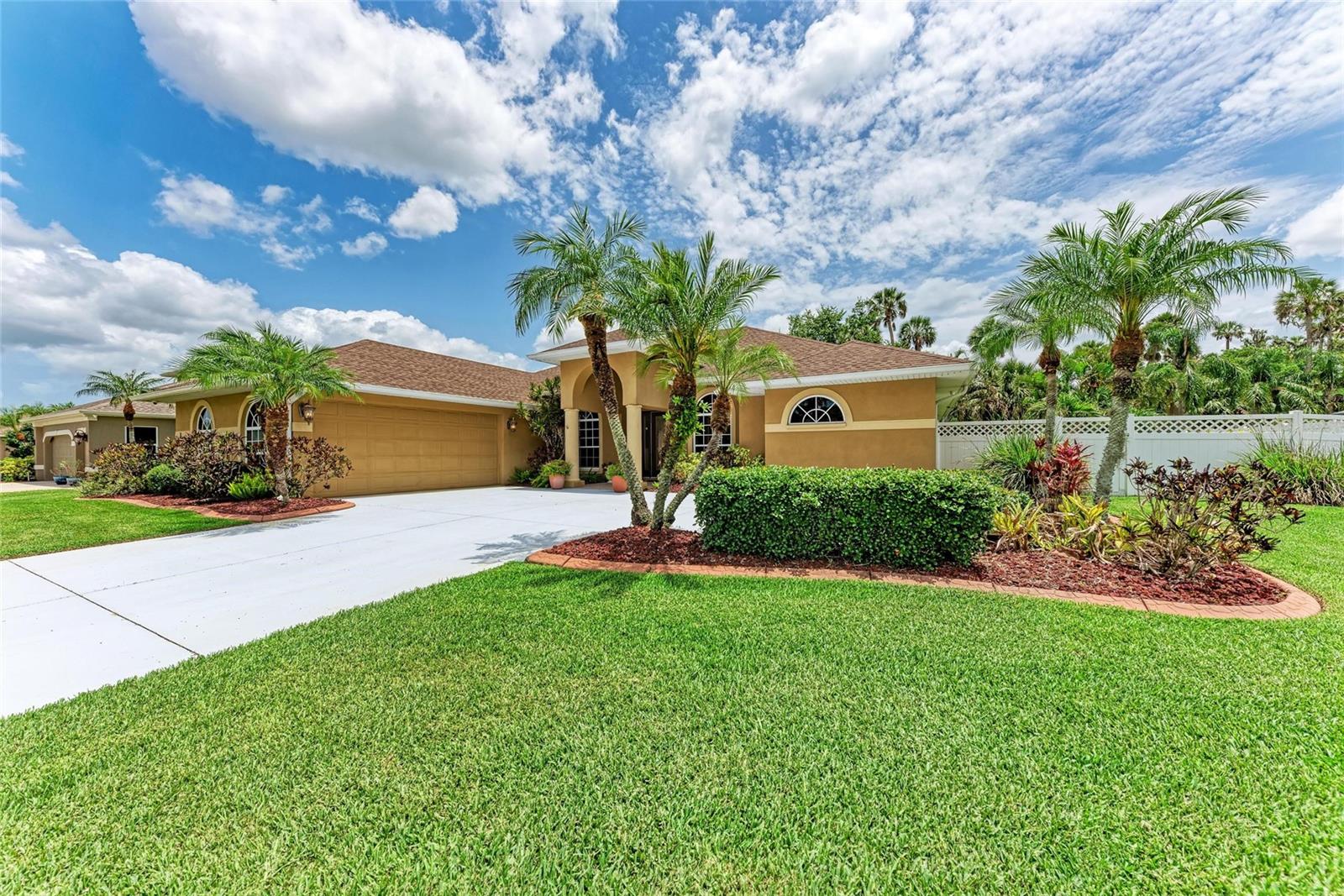 Homes for sale in Parrish, FL | 5359 90Th Avenue Cir E, Parrish, FL 34219 | MLS# A4654844