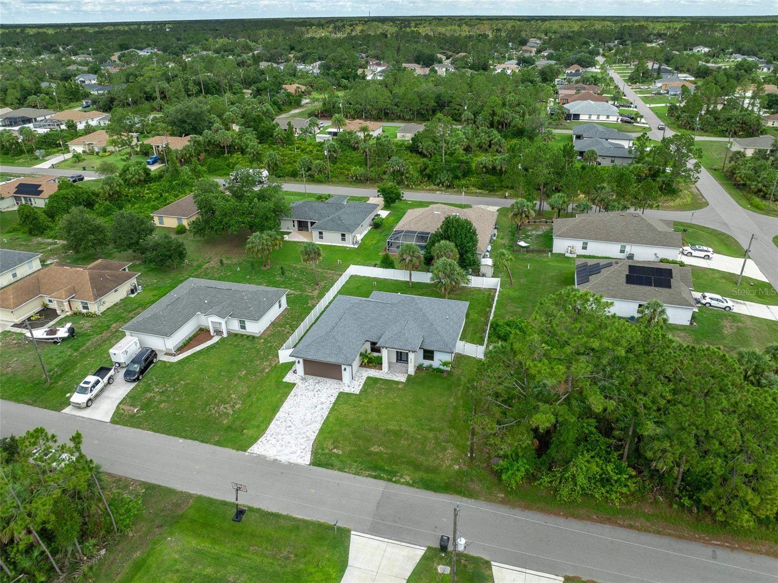 Homes for sale in North Port, FL | 3865 Everglades Ter, North Port, FL 34286 | MLS# A4654850
