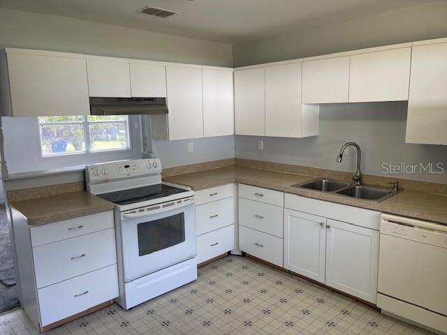 Homes for sale in Brooksville, FL | 22365 Panorama St, Brooksville, FL 34601 | MLS# TB8393388