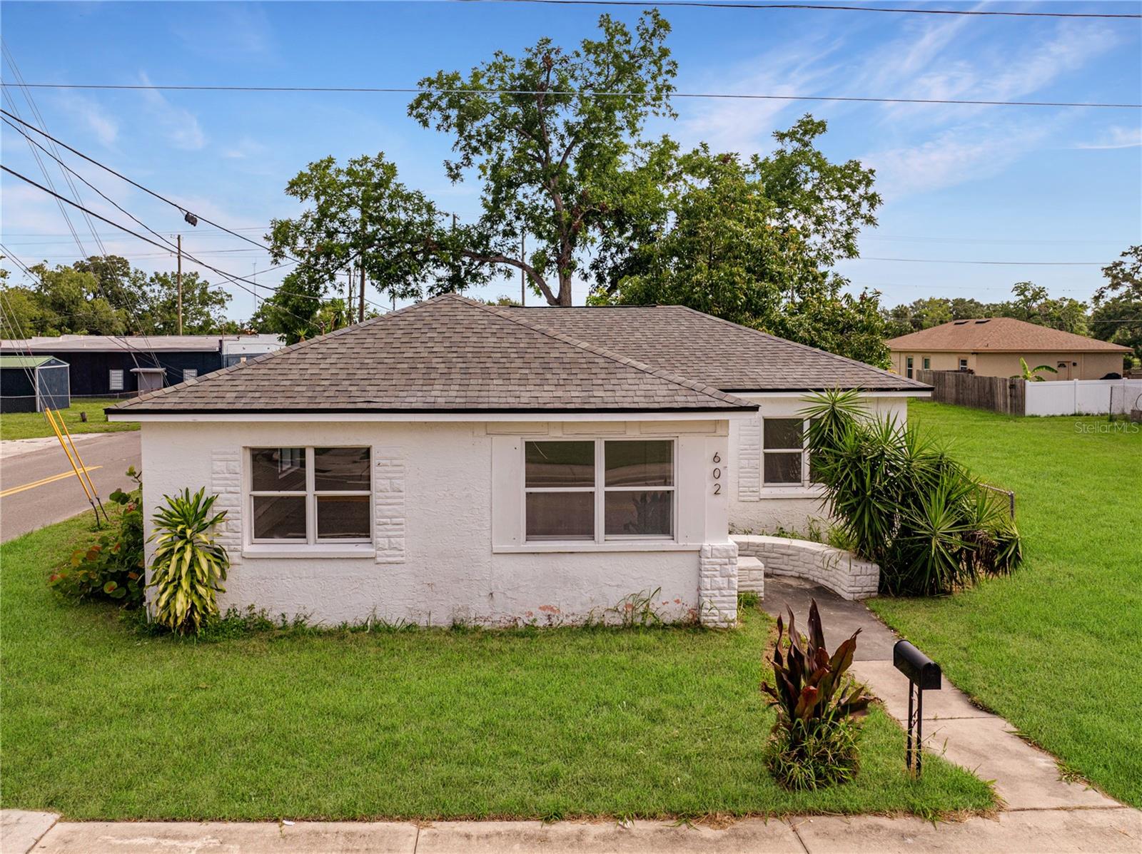 Homes for sale in Plant City, FL | 602 E Laura St, Plant City, FL 33563 | MLS# P4935073