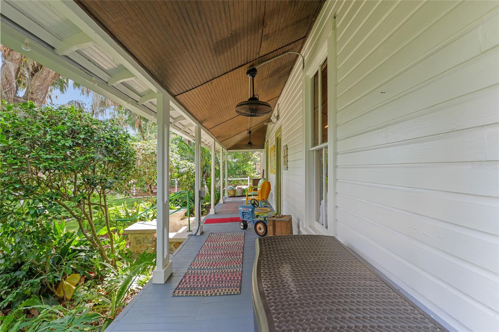 Homes for sale in Mc Intosh, FL | 5881 Avenue H, Mc Intosh, FL 32664 | MLS# GC531521