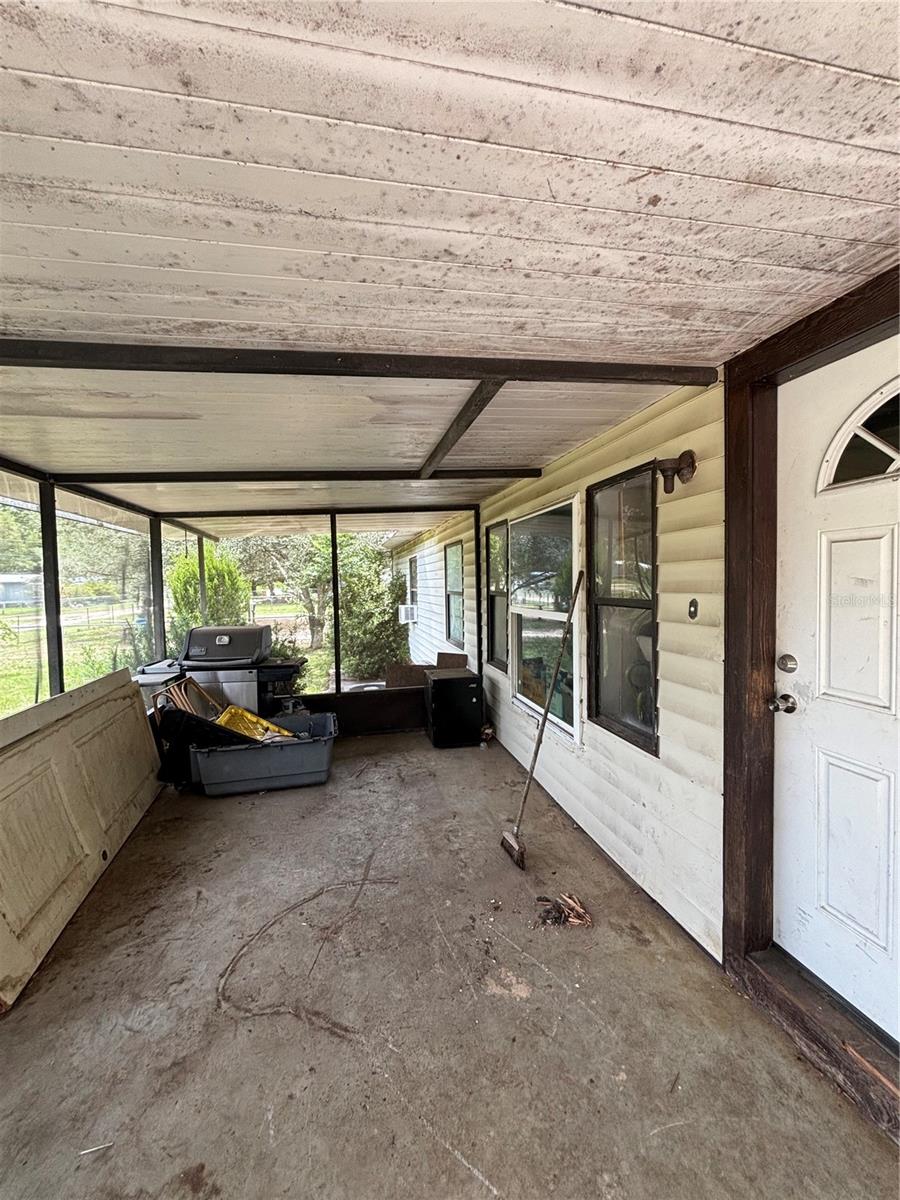 Homes for sale in Silver Springs, FL | 12919 Ne 5Th St, Silver Springs, FL 34488 | MLS# OM703190