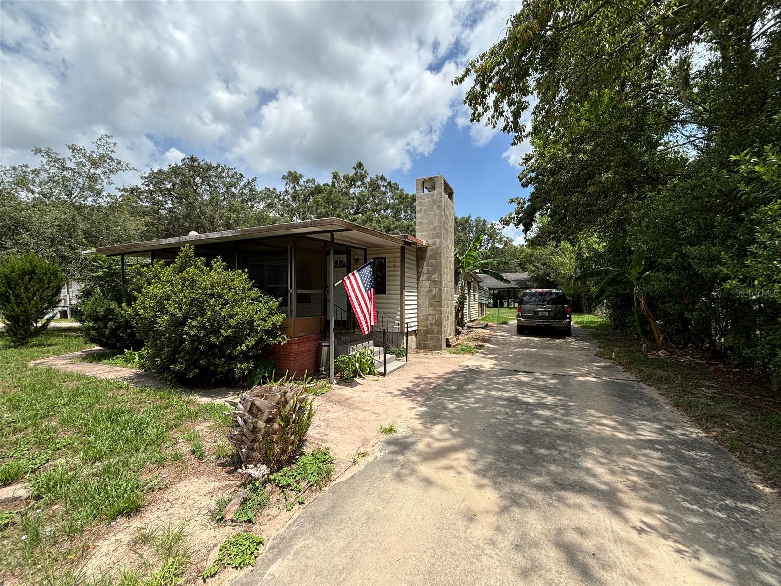 Homes for sale in Silver Springs, FL | 12919 Ne 5Th St, Silver Springs, FL 34488 | MLS# OM703190