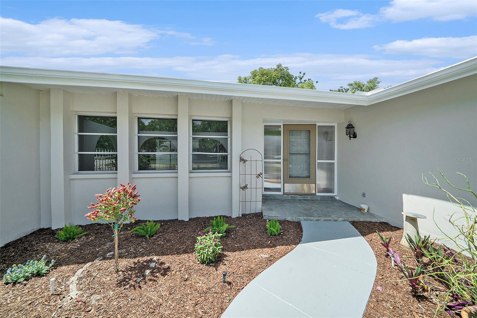 Homes for sale in Palm Harbor, FL | 162 Lagoon Way, Palm Harbor, FL 34684 | MLS# TB8394458