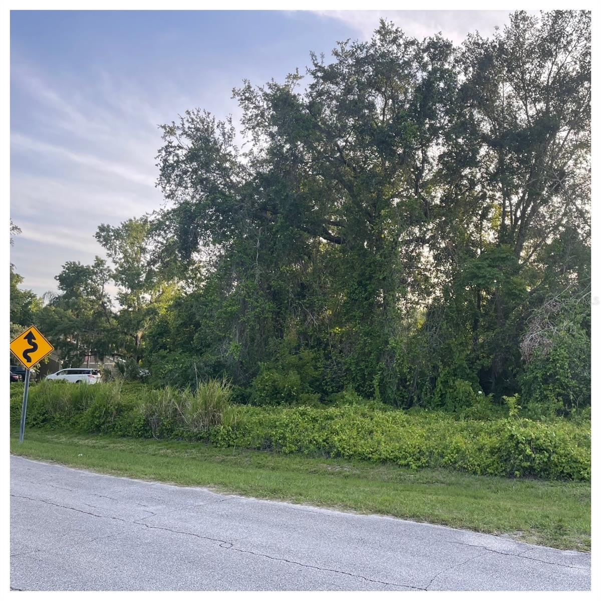 Homes for sale in Deland, FL | 2701 Kingfisher Vlg, Deland, FL 32720 | MLS# V4943147