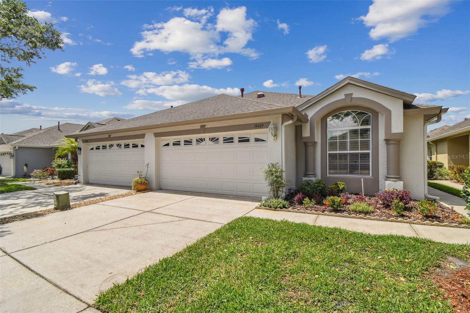 Homes for sale in Land O Lakes, FL | 19409 Weymouth Dr, Land O Lakes, FL 34638 | MLS# TB8394553