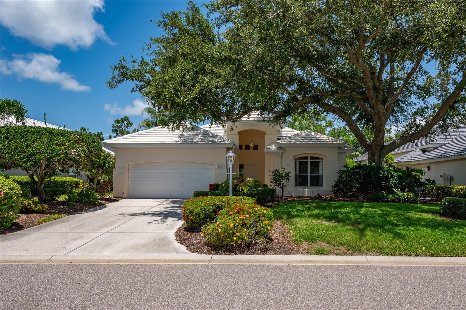 Homes for sale in University Park, FL | 7952 Hampton Ct, University Park, FL 34201 | MLS# A4655197