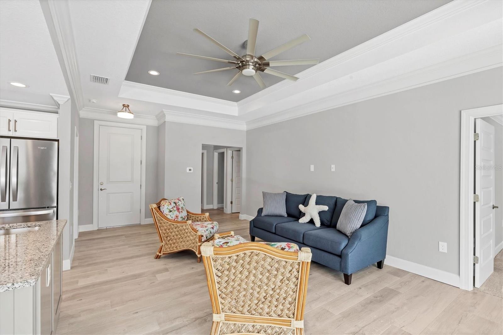 Homes for sale in Venice, FL | 1228 Pineland Ave, Venice, FL 34285 | MLS# N6139198