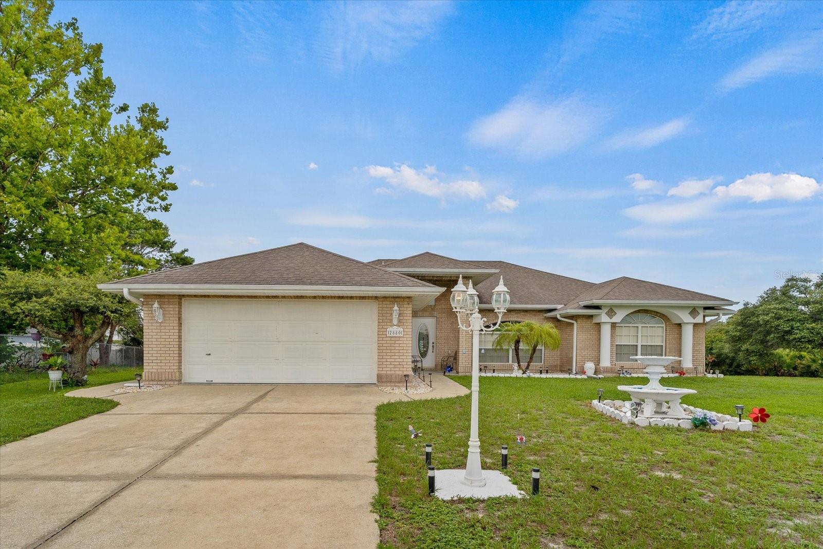 Homes for sale in Deltona, FL | 2880 Boyd Ct, Deltona, FL 32738 | MLS# V4943158