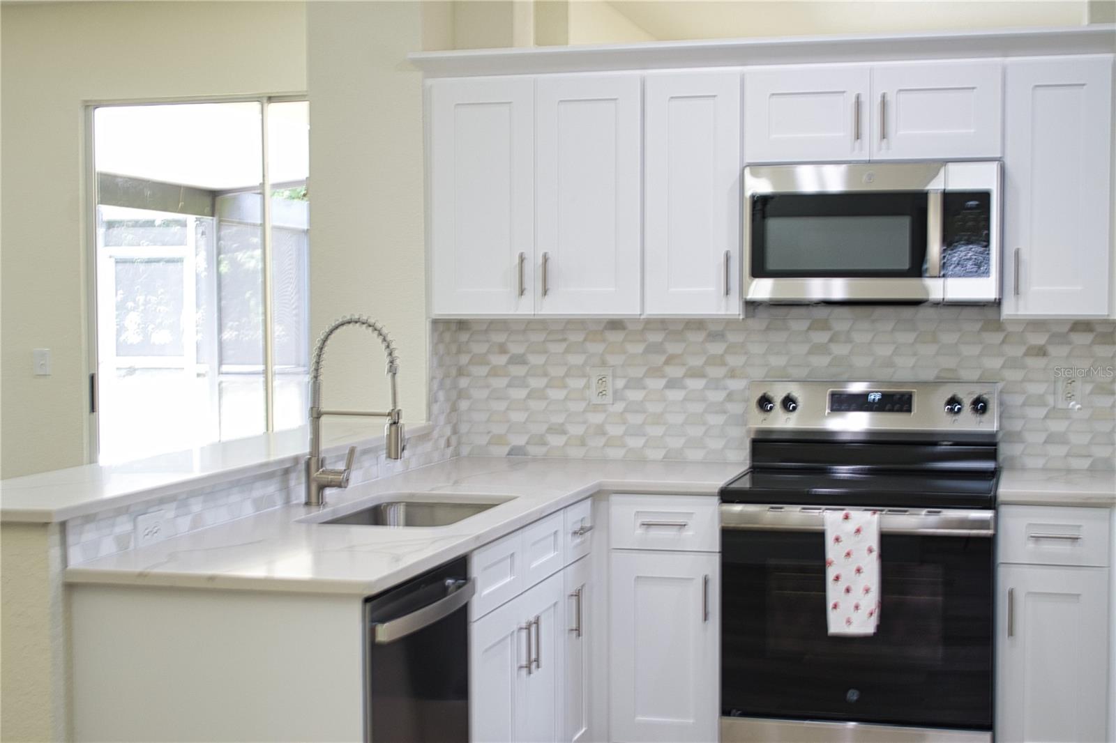 Homes for sale in Plant City, FL | 3405 Silver Glen Ct, Plant City, FL 33566 | MLS# TB8394778