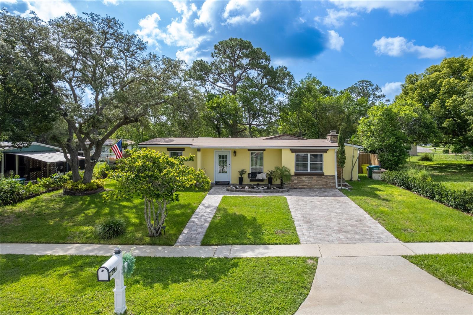 Homes for sale in Deltona, FL | 1649 W Waycross Cir, Deltona, FL 32725 | MLS# O6316579