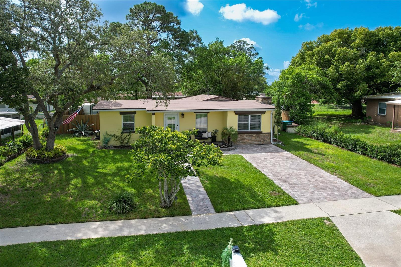 Homes for sale in Deltona, FL | 1649 W Waycross Cir, Deltona, FL 32725 | MLS# O6316579