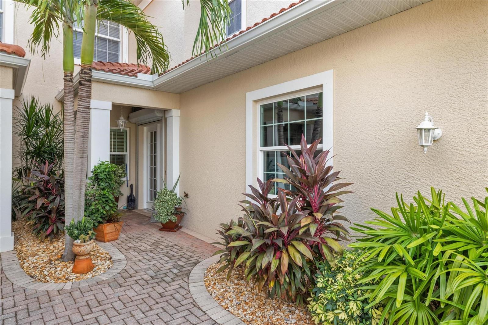 Homes for sale in Punta Gorda, FL | 2630 Tarpon Cove Dr #212, Punta Gorda, FL 33950 | MLS# C7510956