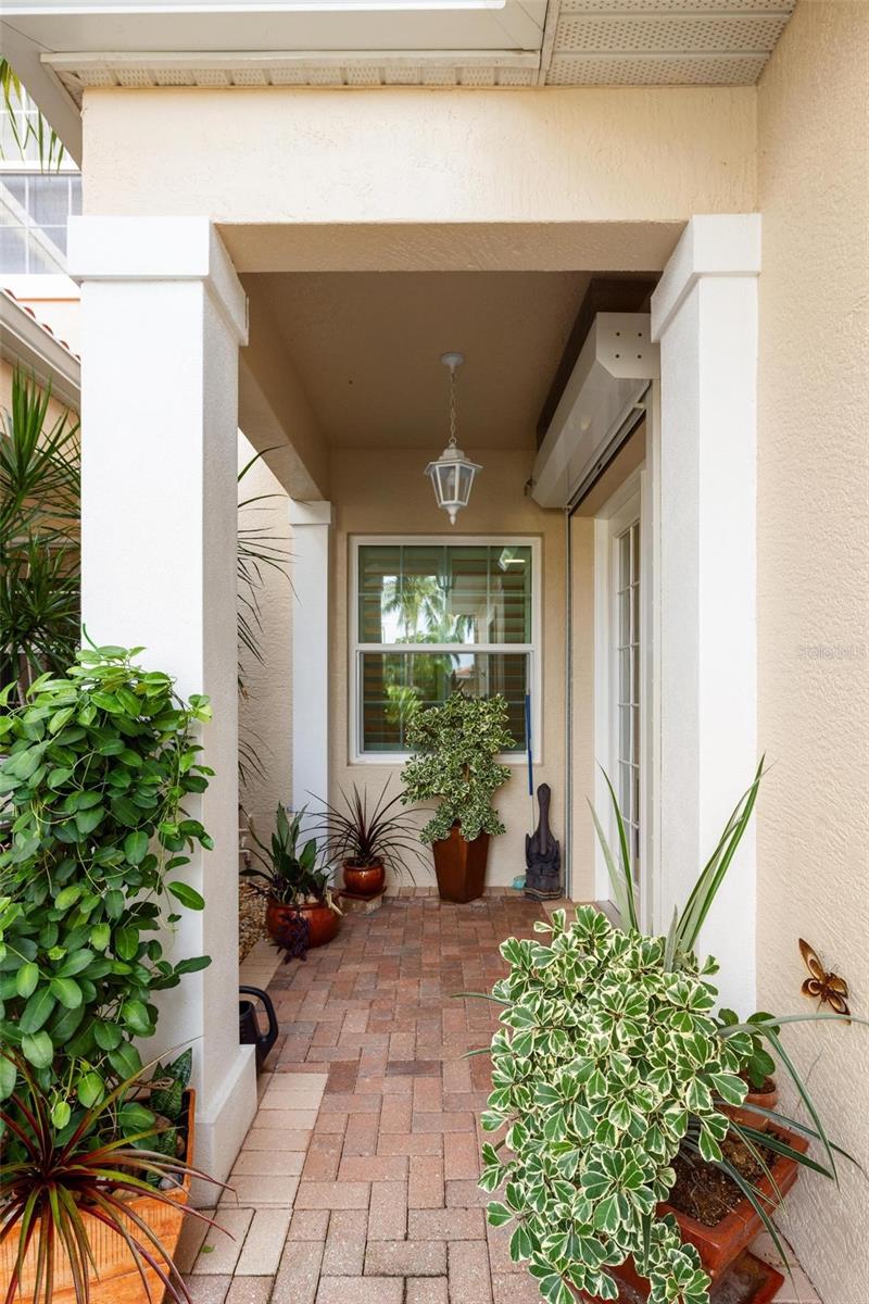 Homes for sale in Punta Gorda, FL | 2630 Tarpon Cove Dr #212, Punta Gorda, FL 33950 | MLS# C7510956