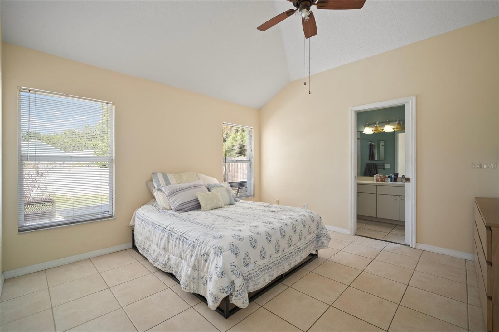 Homes for sale in Apollo Beach, FL | 7534 Oxford Garden Cir, Apollo Beach, FL 33572 | MLS# TB8394901