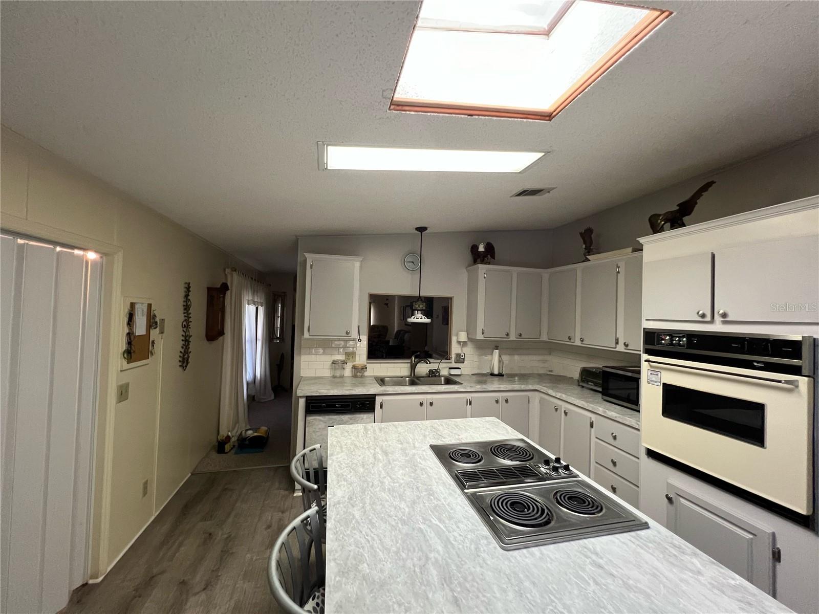 Homes for sale in Wildwood, FL | 600 Oak Blvd, Wildwood, FL 34785 | MLS# G5098070
