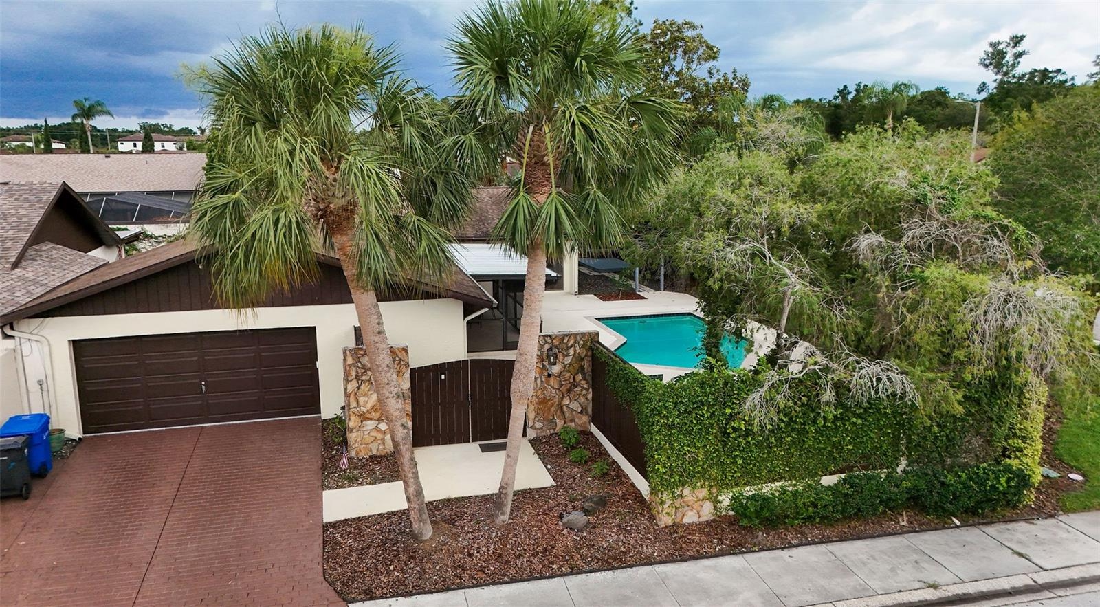 Homes for sale in Tampa, FL | 13501 Avista Dr, Tampa, FL 33624 | MLS# TB8394985
