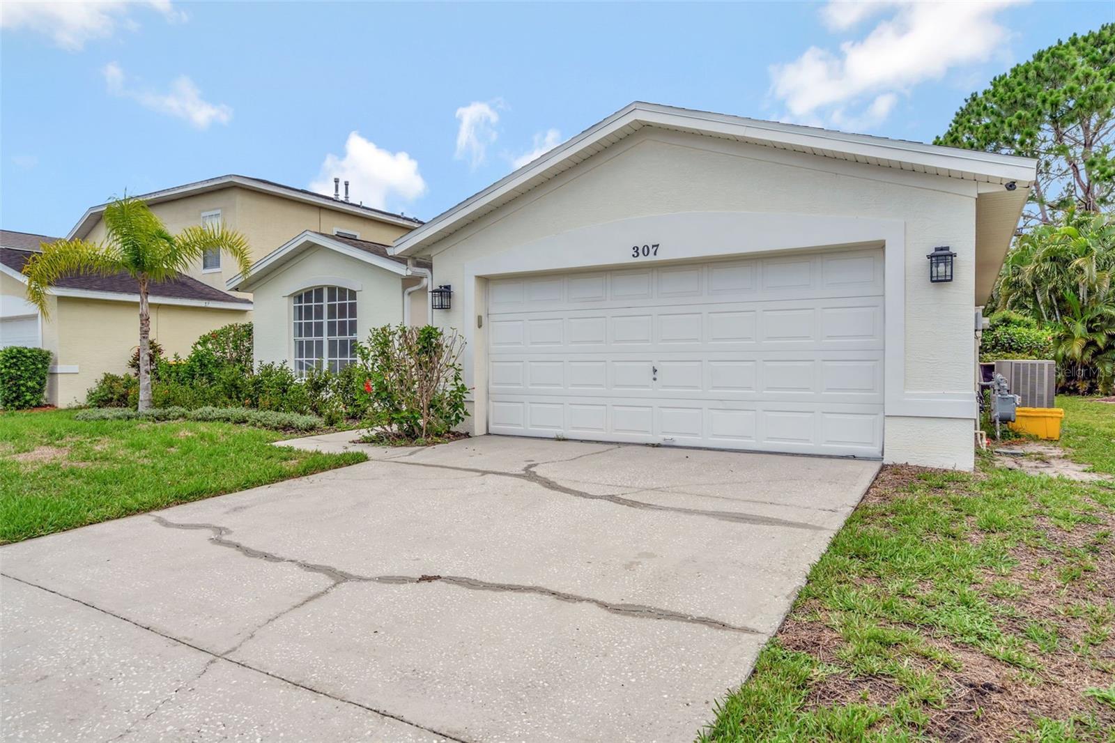 Homes for sale in Davenport, FL | 307 Balmoral Ct, Davenport, FL 33896 | MLS# S5128655