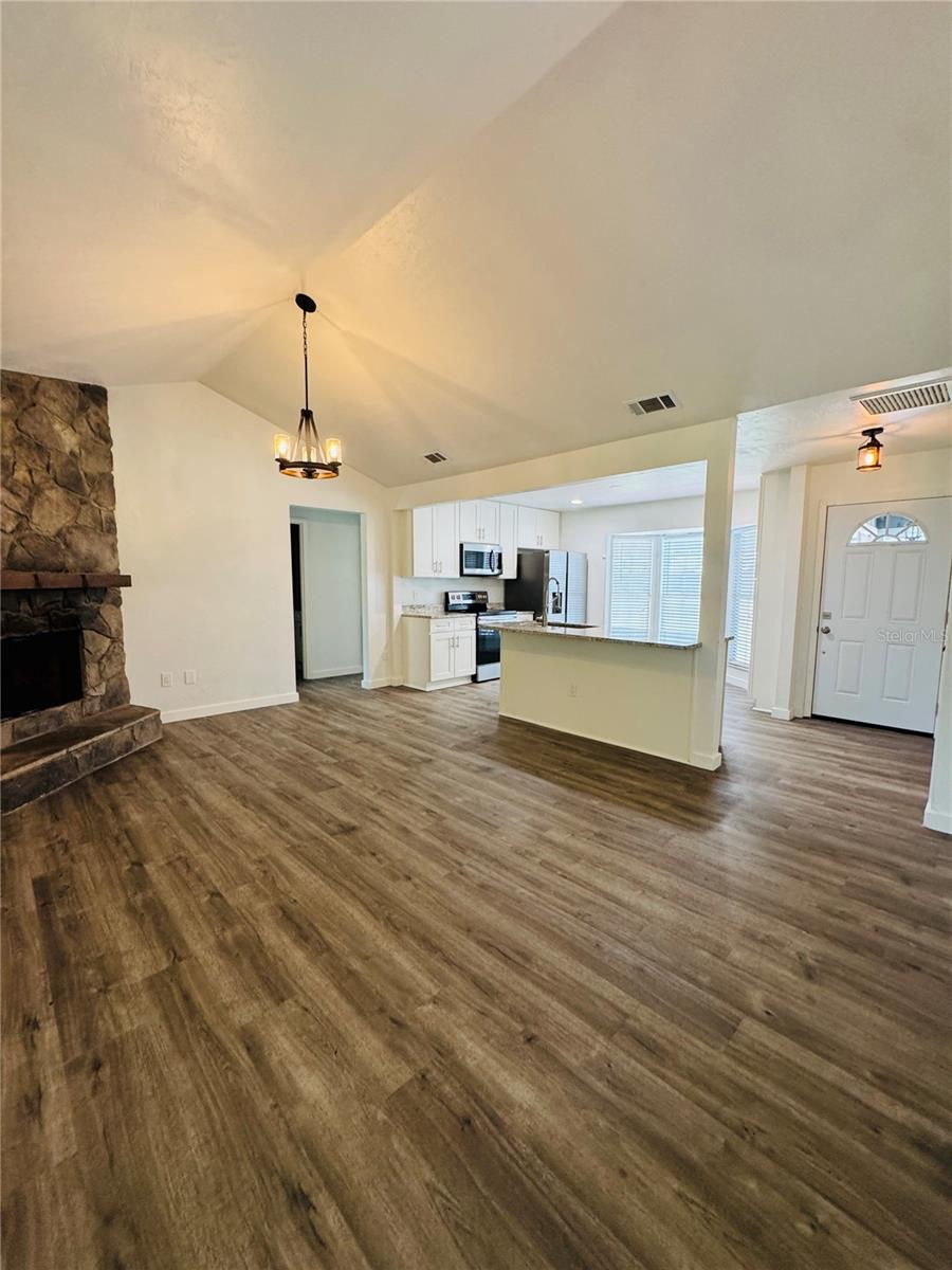 Homes for sale in Gainesville, FL | 4824 Nw 37Th Pl, Gainesville, FL 32606 | MLS# R4909456