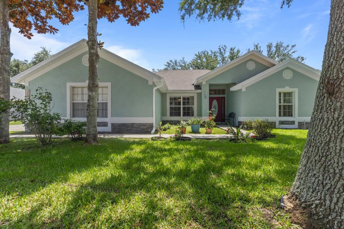 Homes for sale in Eustis, FL | 36646 Oconee Ave, Eustis, FL 32736 | MLS# O6316766