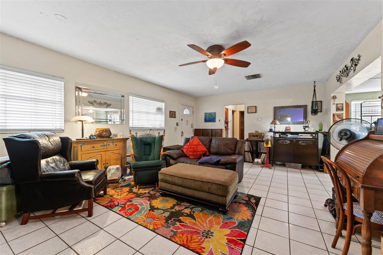 Homes for sale in Tampa, FL | 9602 N Rome Ave, Tampa, FL 33612 | MLS# TB8395154