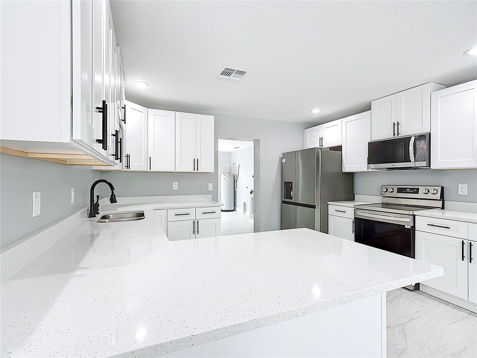 Homes for sale in Lakeland, FL | 2629 Williston Dr, Lakeland, FL 33801 | MLS# S5128706