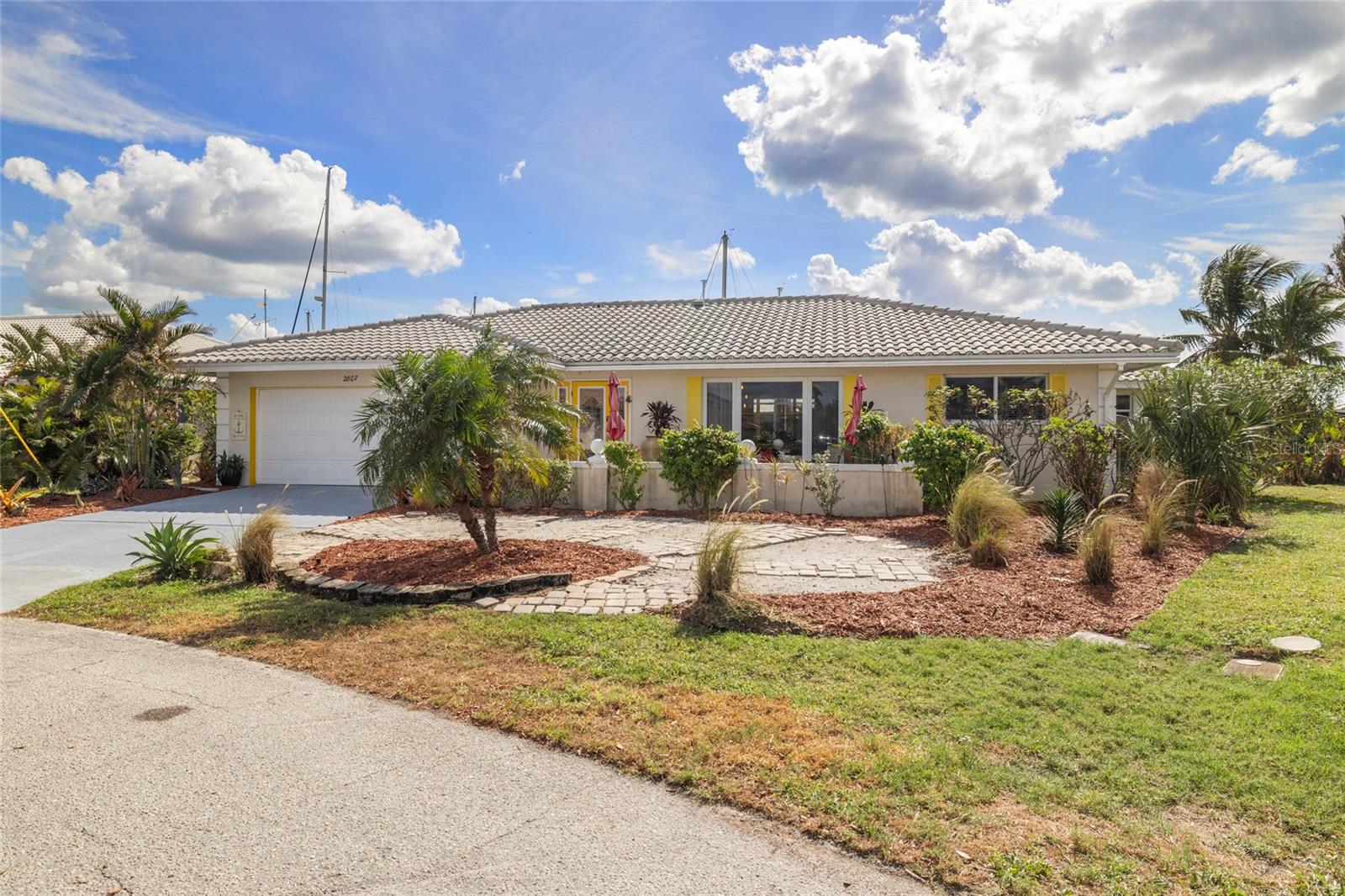 Homes for sale in Punta Gorda, FL | 2807 Coral Way, Punta Gorda, FL 33950 | MLS# A4655441