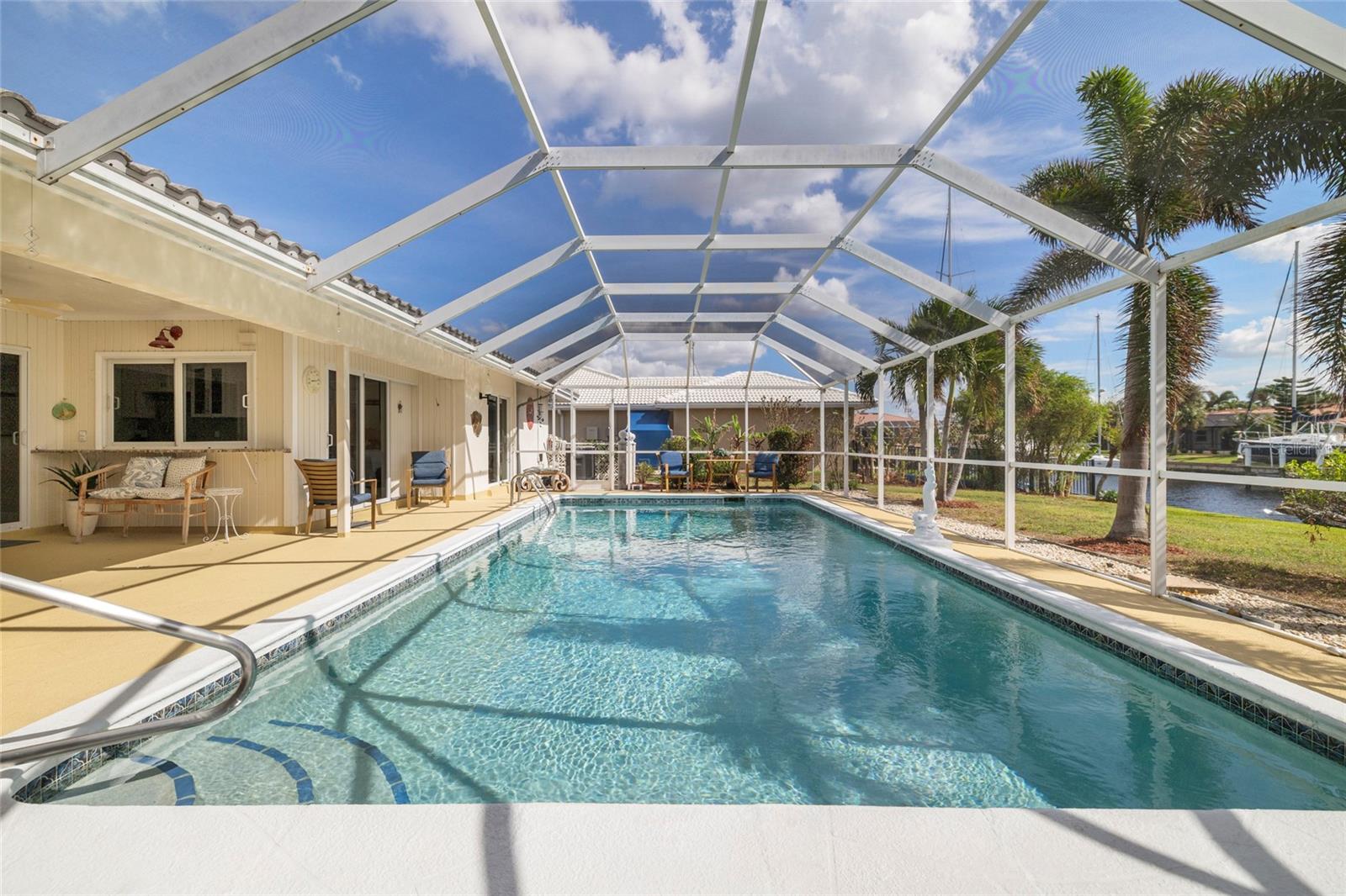 Homes for sale in Punta Gorda, FL | 2807 Coral Way, Punta Gorda, FL 33950 | MLS# A4655441