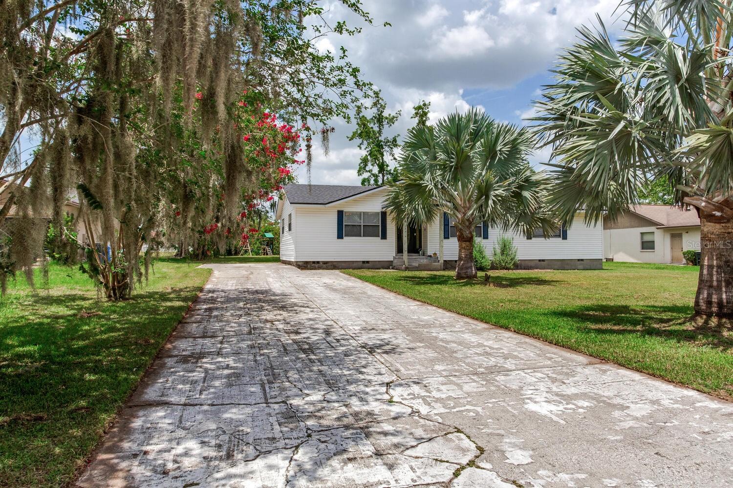 Homes for sale in Plant City, FL | 5206 Cindy Kay Dr, Plant City, FL 33566 | MLS# TB8398272