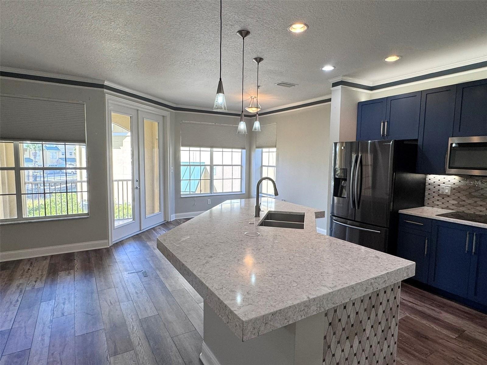 Homes for sale in Apollo Beach, FL | 6315 Sunset Bay Cir, Apollo Beach, FL 33572 | MLS# TB8402894