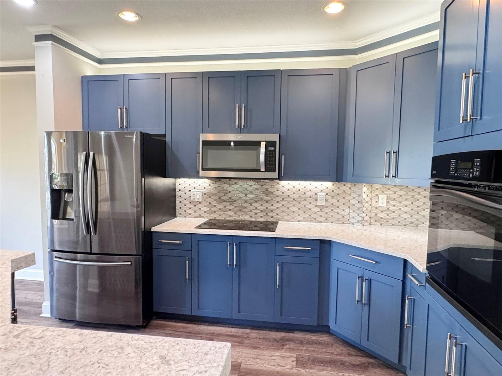 Homes for sale in Apollo Beach, FL | 6315 Sunset Bay Cir, Apollo Beach, FL 33572 | MLS# TB8402894