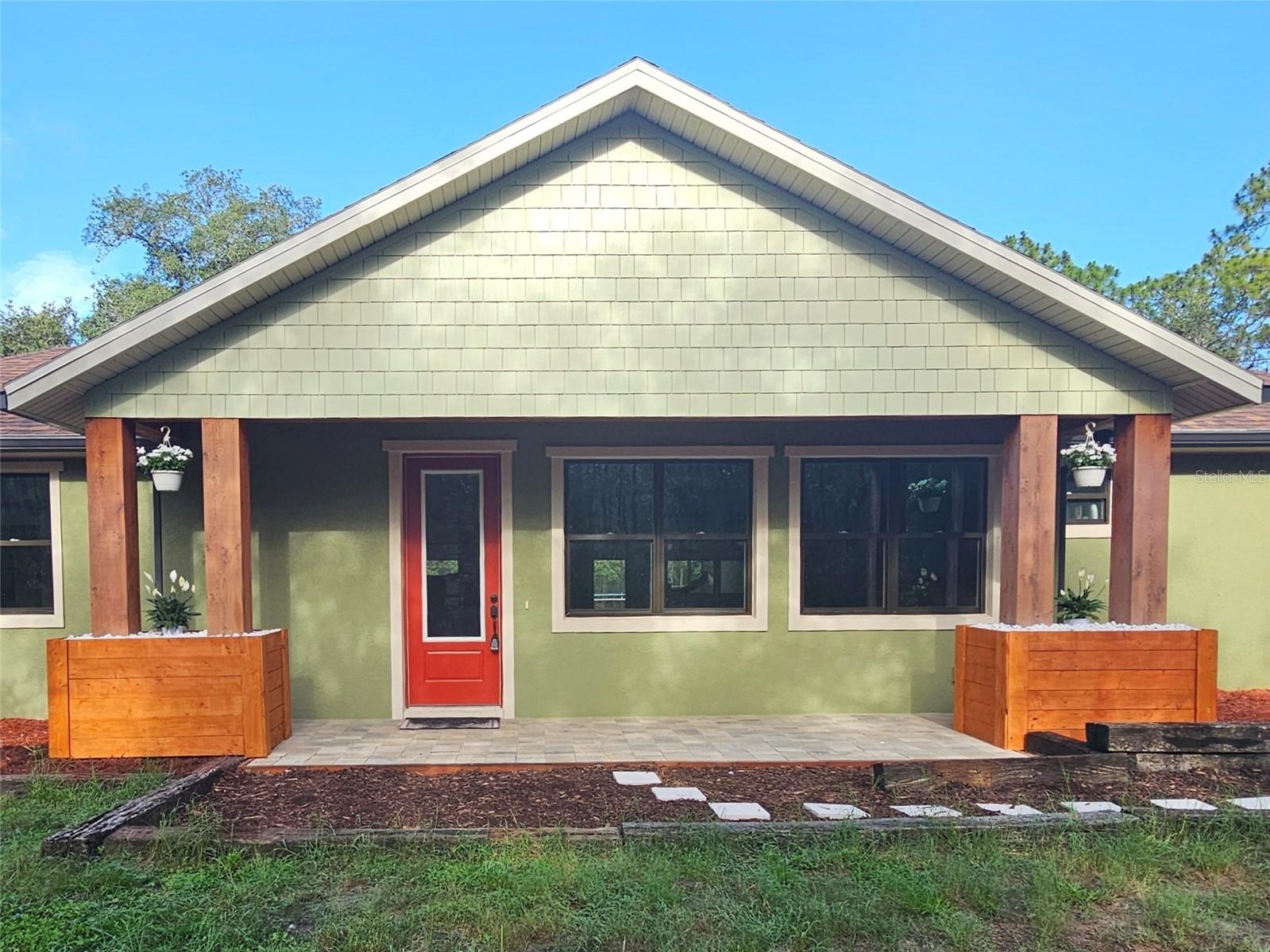 Homes for sale in Webster, FL | 34335 Berryhill Dr, Webster, FL 33597 | MLS# W7877015