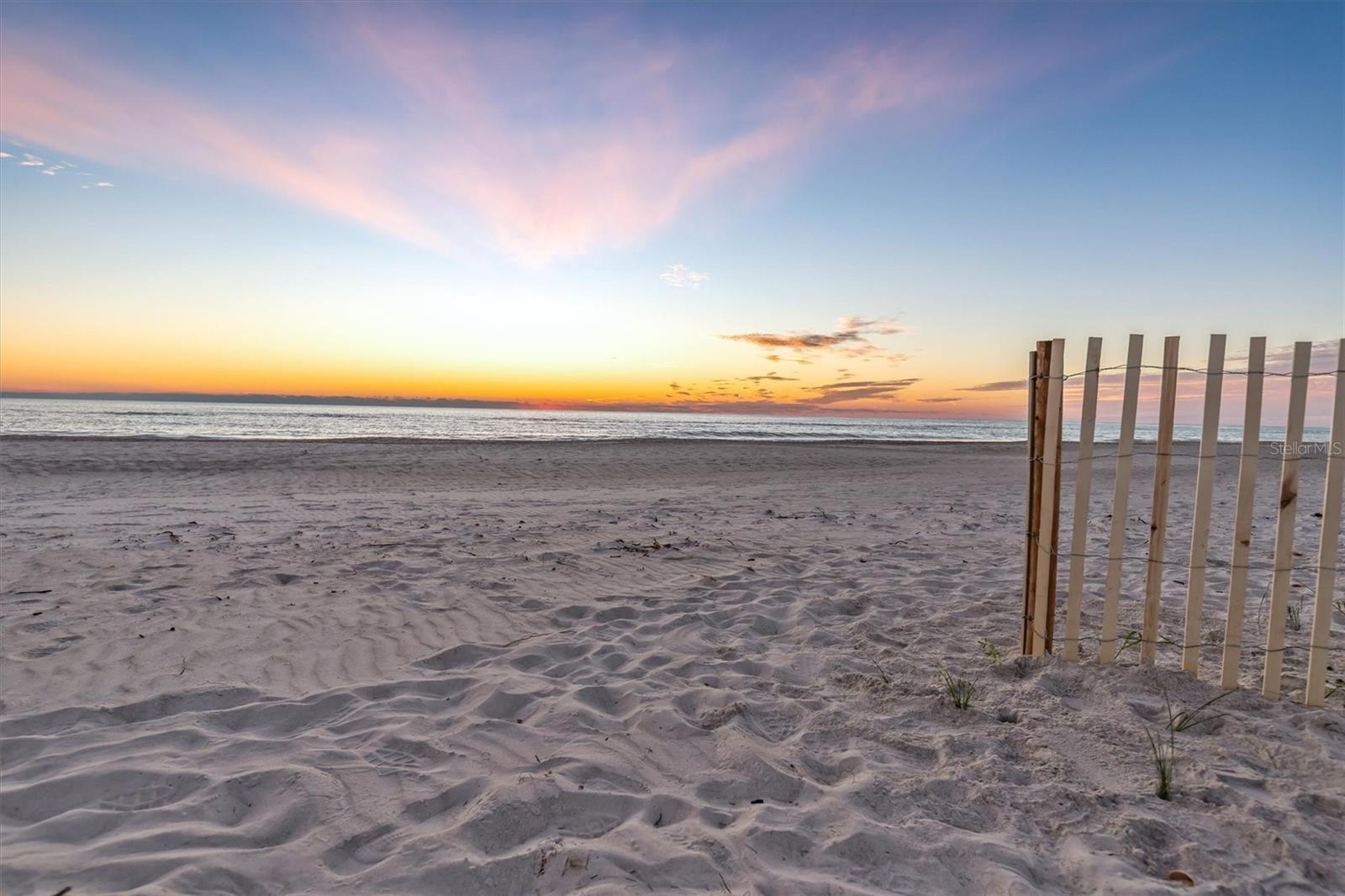 Homes for sale in Sarasota, FL | 3745 Almeria Ave #6S, Sarasota, FL 34239 | MLS# A4658904