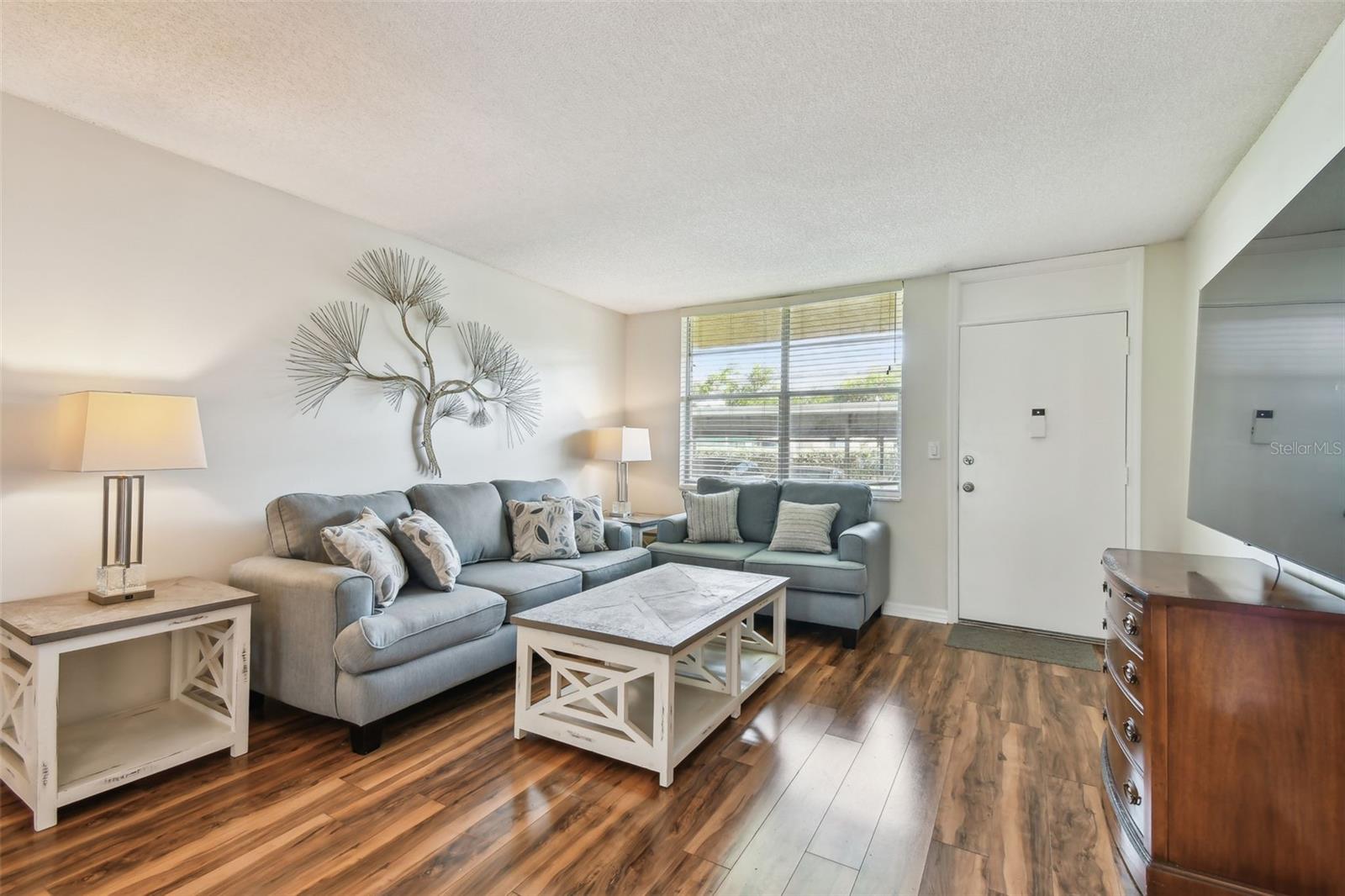 5th image of 5095 Bay St Ne #103, St Petersburg, FL 33703 | MLS# TB8409934