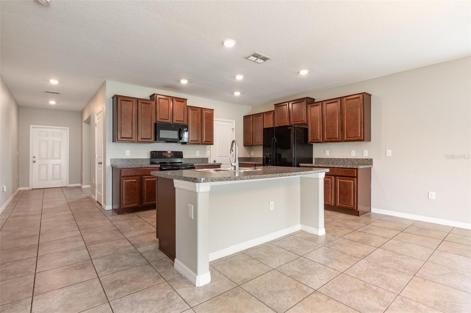 Homes for sale in Riverview, FL | 13222 Wildflower Meadow Dr, Riverview, FL 33579 | MLS# O6330866