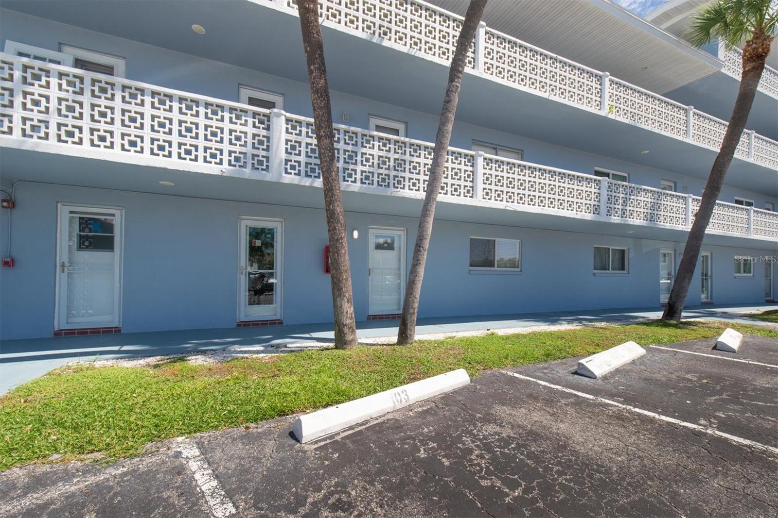 Homes for sale in Treasure Island, FL | 280 126th Ave #103, Treasure Island, FL 33706 | MLS# TB8412341