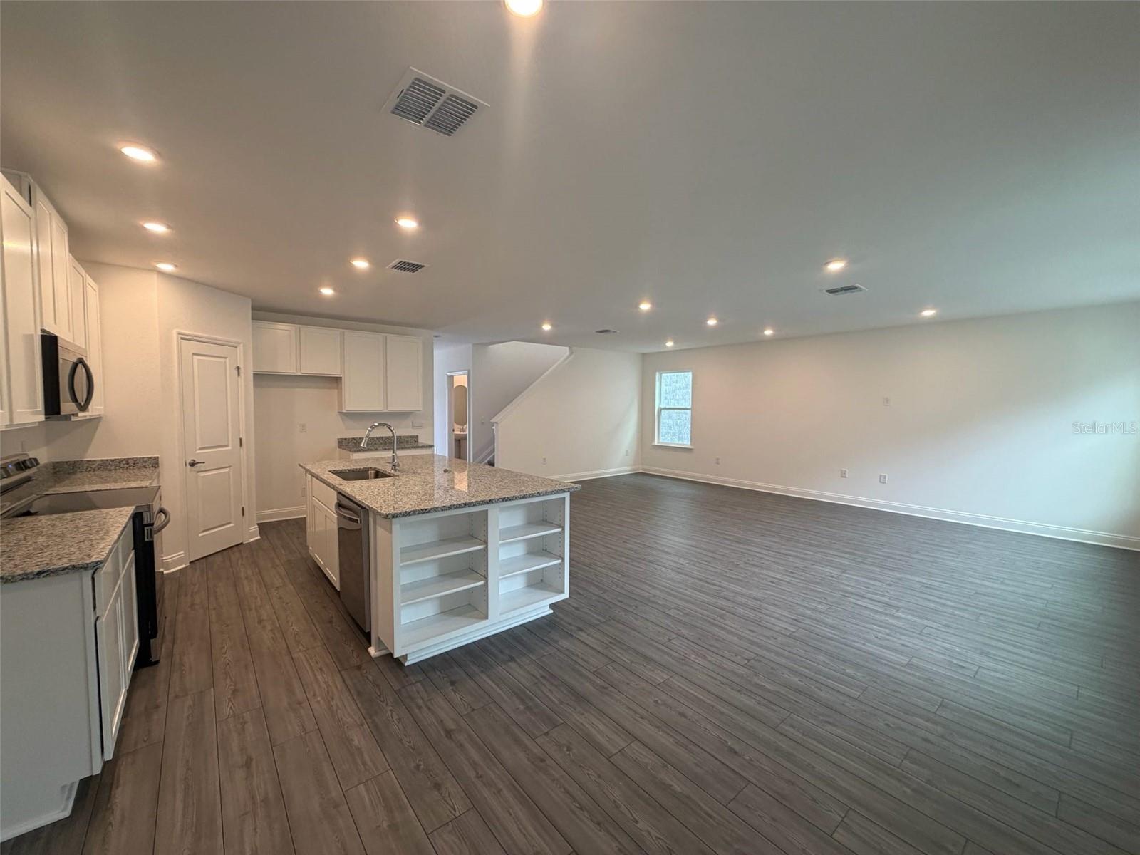 Homes for sale in Palm Coast, FL | 70 Enclave Ave, Palm Coast, FL 32164 | MLS# O6332469