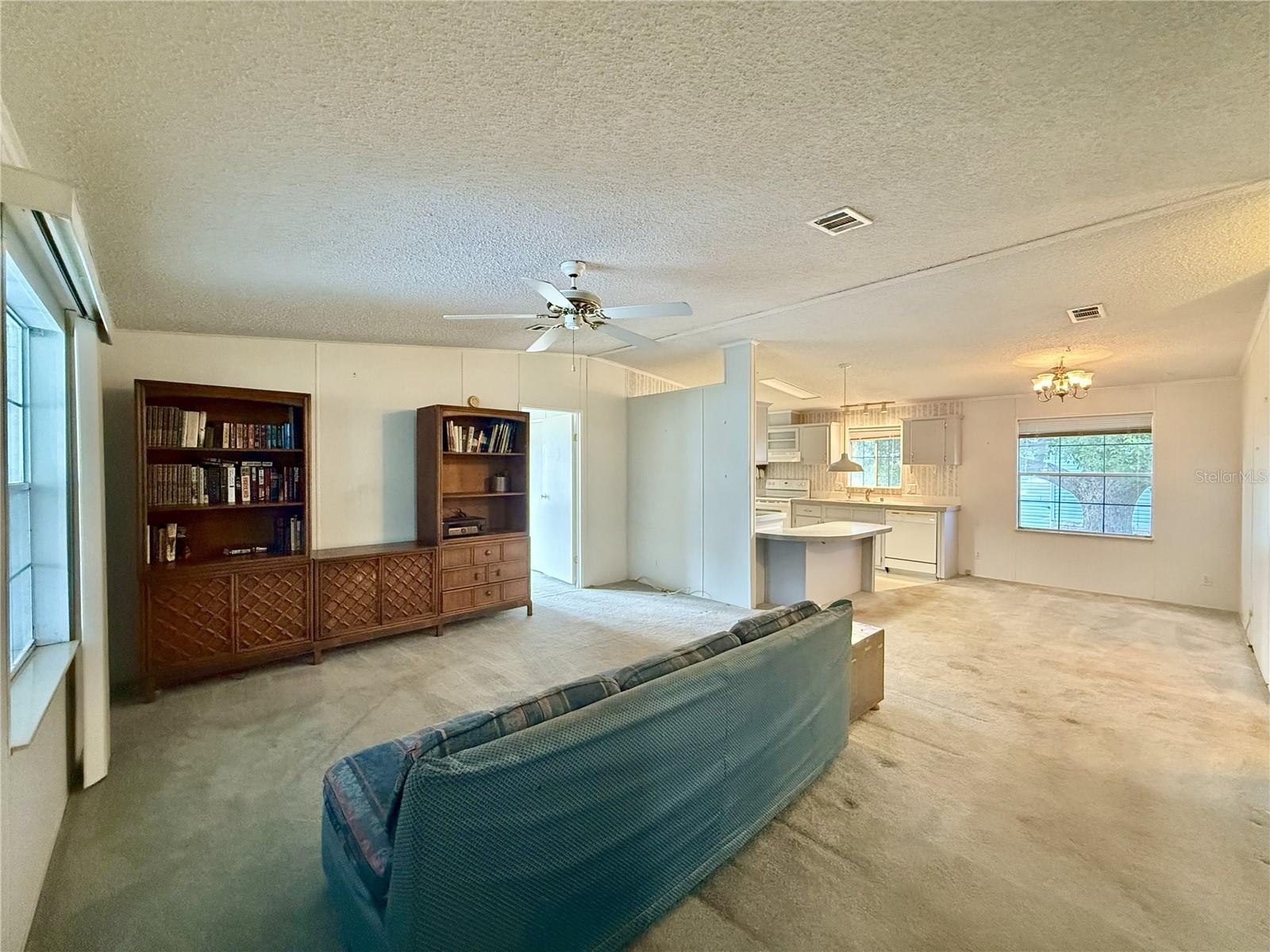 2nd image of 5152 Forest Glenn Dr, Spring Hill, FL 34607 | MLS# TB8413884