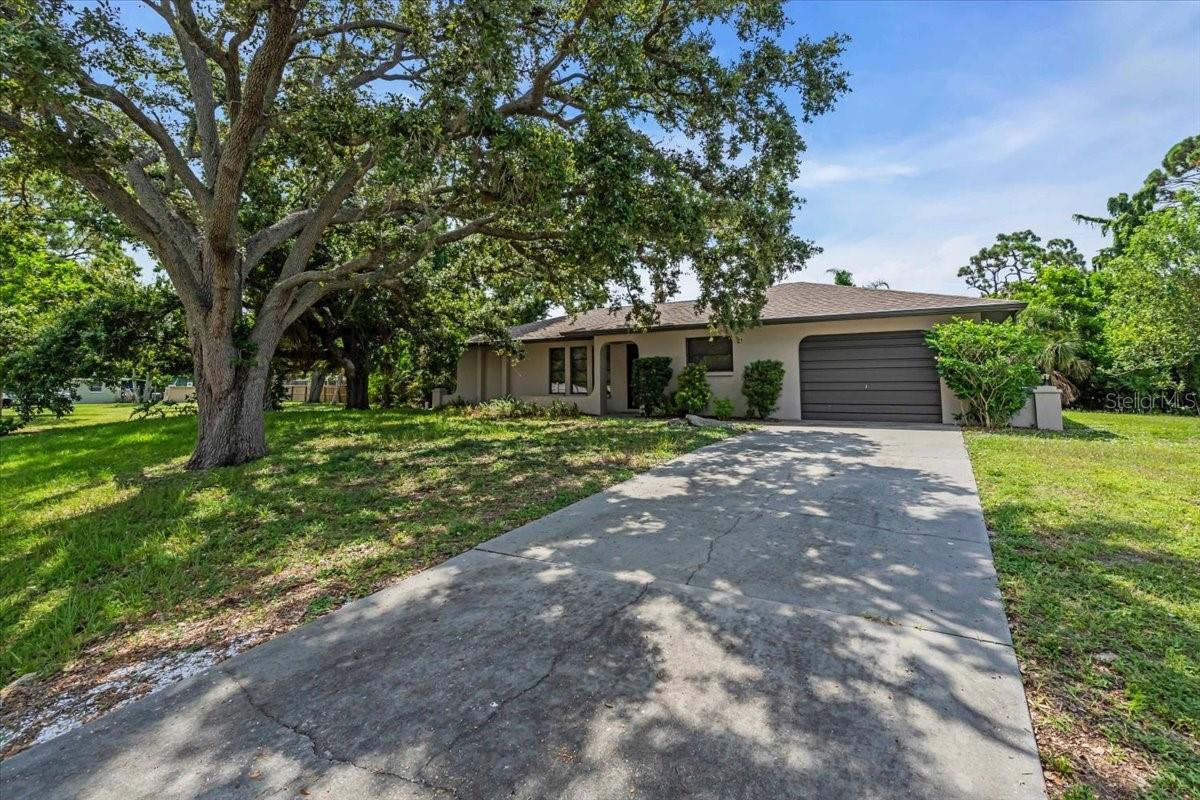 Homes for sale in Venice, FL | 331 Burke Rd, Venice, FL 34293 | MLS# A4661638