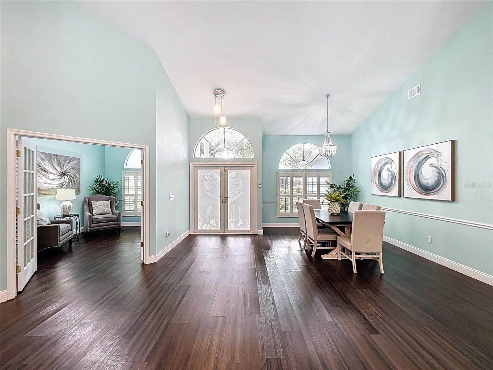 Homes for sale in Oviedo, FL | 1600 Twin Oaks Cir, Oviedo, FL 32765 | MLS# O6338619